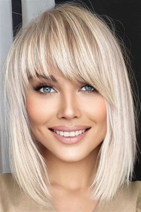 4 Best Blonde Hair Wigs with Bangs for a Head-Turning Look