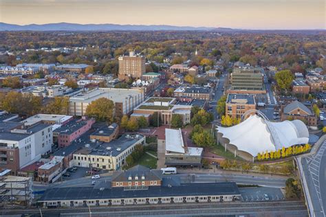 4 Colleges in Charlottesville VA that Will Change Your Life