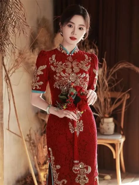 4 Enchanting Cheongsam Dress Variations for Modern Beauties