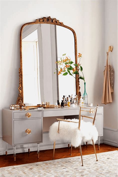 4 Stunning Vanity with LED Mirror Ideas for a Brighter Start to Your Day