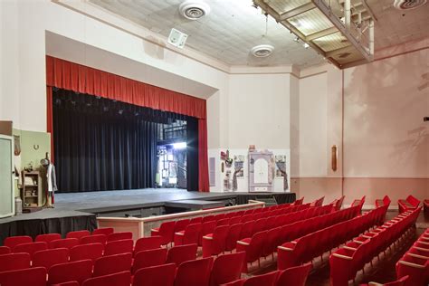 4 Unforgettable Theaters in Tupelo MS that Will Captivate Your Senses!