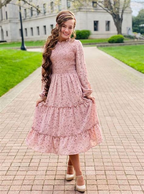 40 Modest Dresses for Teens: Stylish and Appropriate