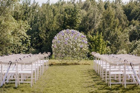 40 Picturesque Places to Host an Unforgettable Outdoor Wedding Near You