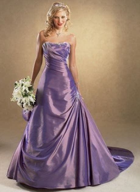 40 Shades of Violette: Unveiling the Enchanting World of Violet Dresses