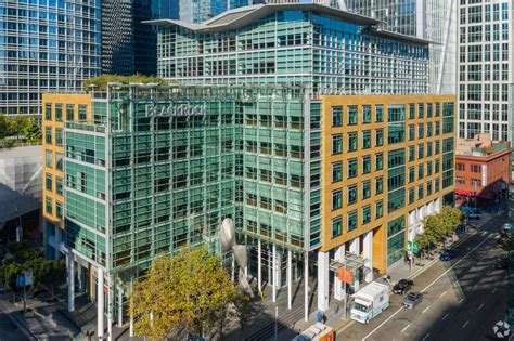 400 Howard Street: A Historical and Architectural Landmark