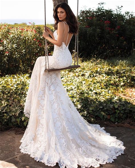 46 Backless Wedding Dresses That'll Make Your Jaw Drop