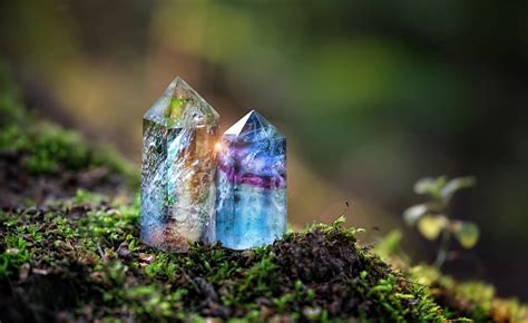 5,000+ Ways Crystals Straight Lines Can Transform Your Life