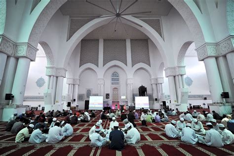 5,000 Adults in S'pore Join Mosques' Religious Classes in 2025