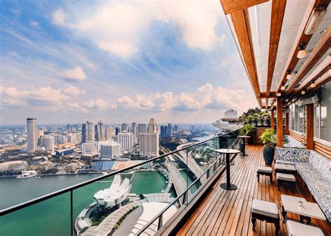 5 Affordable Restaurants With a View in Singapore for 2025