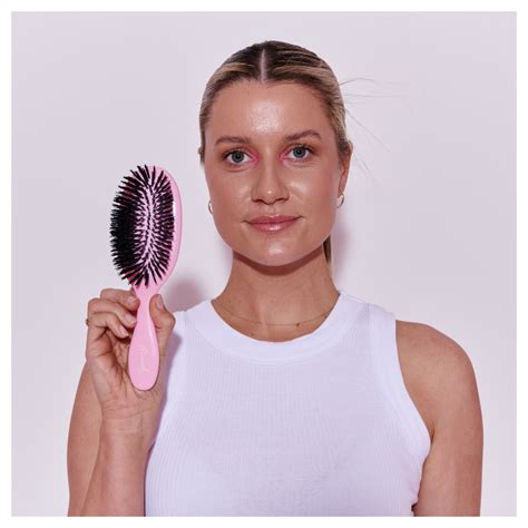 5 Amazing Warm Air Brushes That Will Transform Your Hair