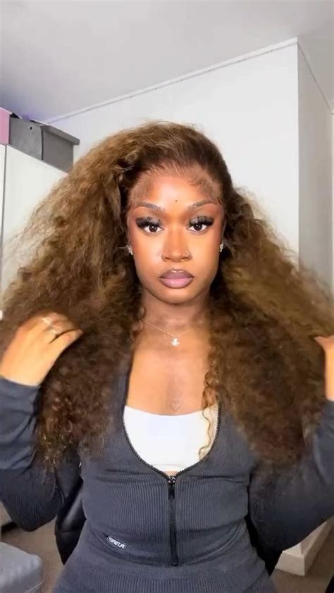 5 Black Curly Shoulder Length Wigs to Unleash Your Inner Goddess in 2025