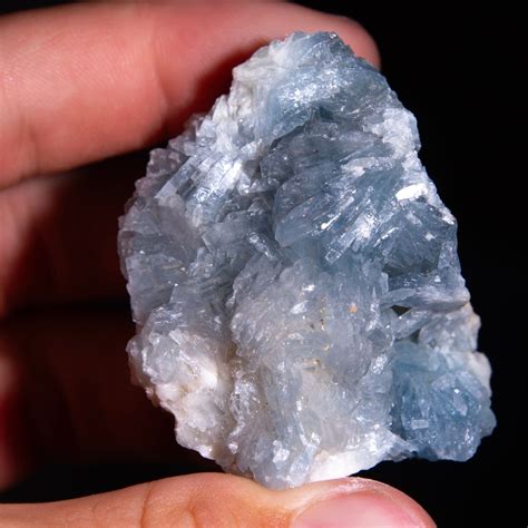 5 Blue Barite: VS. Common Barite