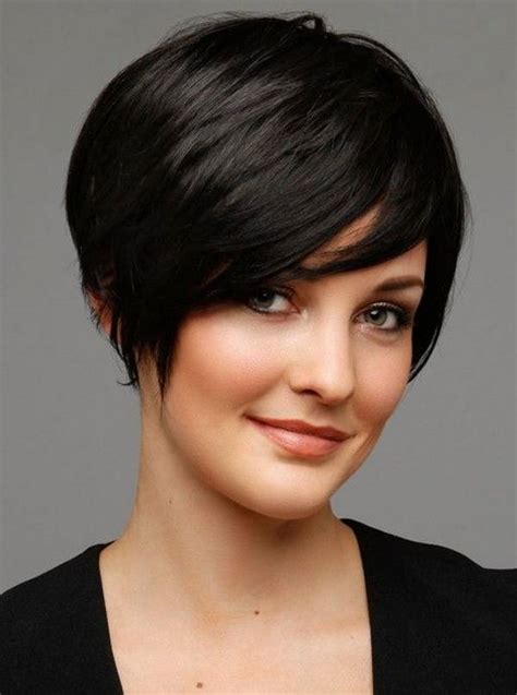 5 Captivating Haircuts for Round Faces