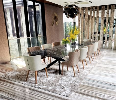 5 Essential Dining Table Sets for the Modern Singaporean Home