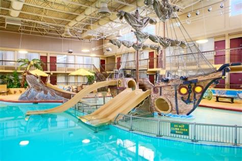 5 Fargo Hotels with Water Parks for a Splashing Good Time!