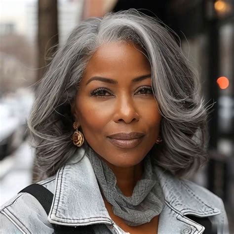 5 Glamorous Gray Wigs for Sophisticated Seniors