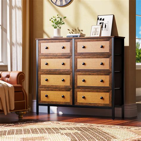 5 Handy Horizontal Dressers for Enhanced Bedroom Storage