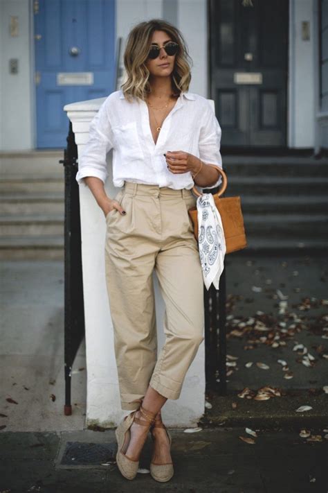 5 Khaki Pants Dress Styles