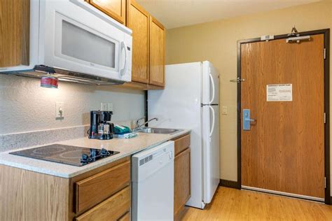 5 Kitchenette Hotels Near Me for Extended Stays