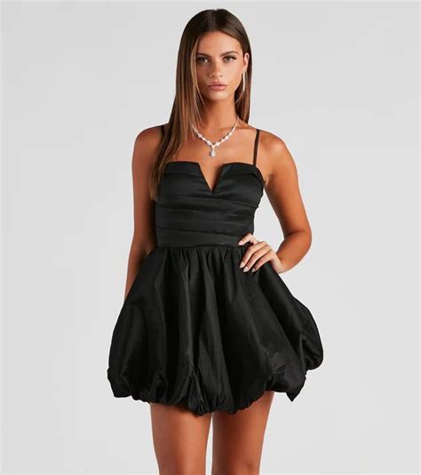 5 Must-Have Features to Look for in a Hoco Dress