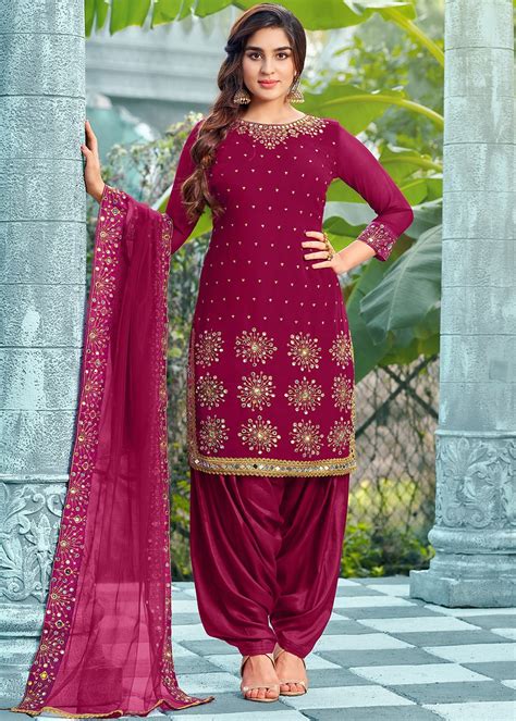 5 Must-Know Punjabi Dress Styles For Every Occasion