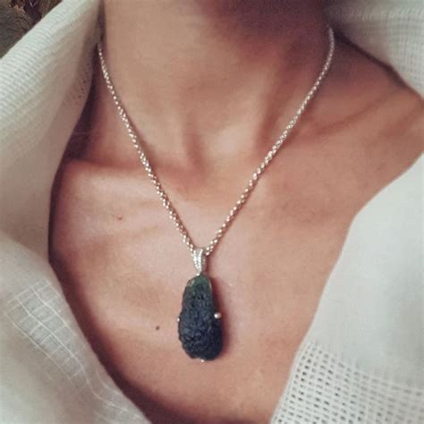 5 Reasons Why Necklaces Moldavite Are In High Demand