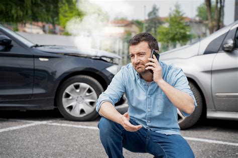 5 Reasons Why You Need an Insurance Claim Lawyer After an Accident