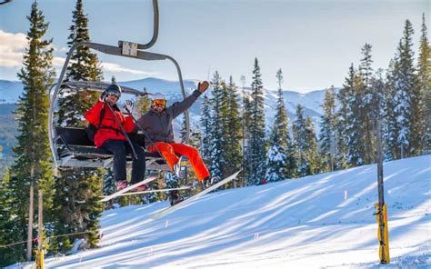 5 Ski Hills Near Boulder, CO That Are Perfect for Winter Fun