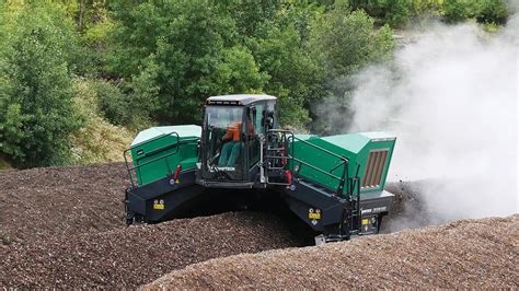 5 Unbelievable Advantages of Compost Turner Tractors