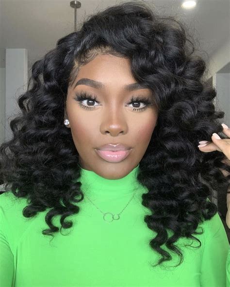 5 Unbelievable Benefits of Loose Curly Wigs