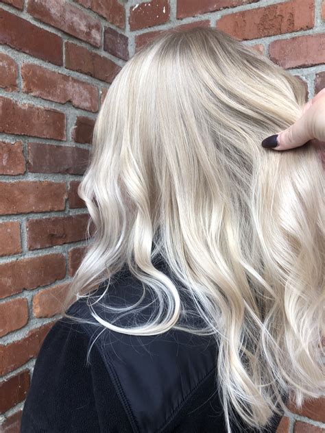 5 Unbelievable Benefits of Pearl Blonde Hair Color