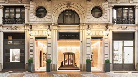 5 Unforgettable Luxury Hotels in Milan: Indulge in Italian Elegance