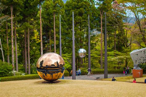 5 Unforgettable Sculptures at Hakone Open-Air Museum