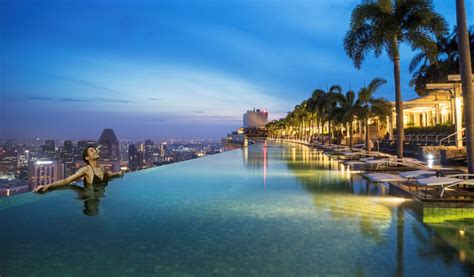 5 Unforgettable Swimming Pool Singapore Experiences