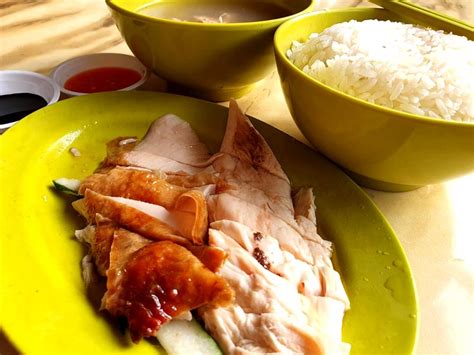 5 Unmissable Chicken Rice Delights in Ang Mo Kio