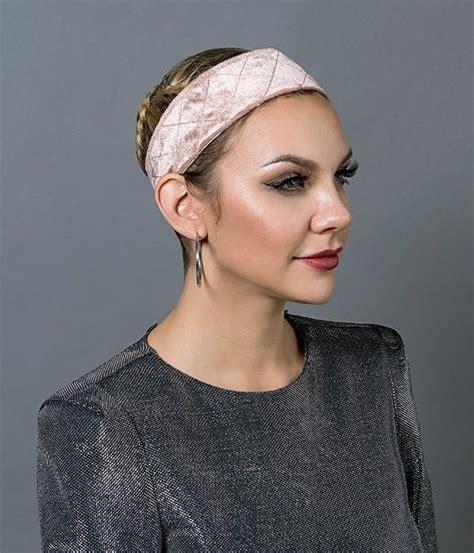 5 Wig Grip Headbands That Will Keep Your Weave Snug: The Ultimate Buyer's Guide