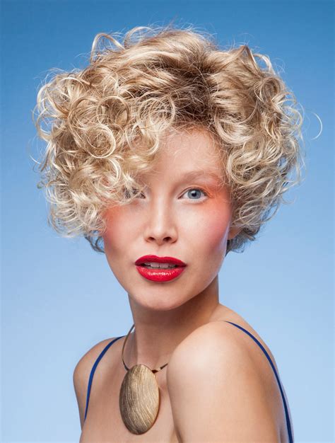 50% OFF: Sassy Blonde Curly Short Lace Front Wigs 2025