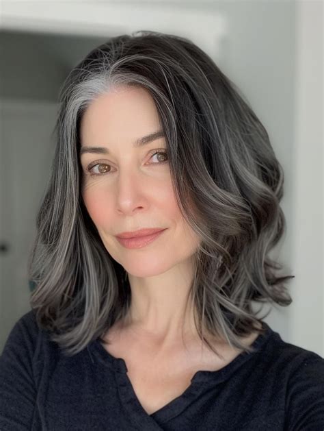 50+ Alluring Grey Hair Color Ideas to Embrace Your Silver Strands