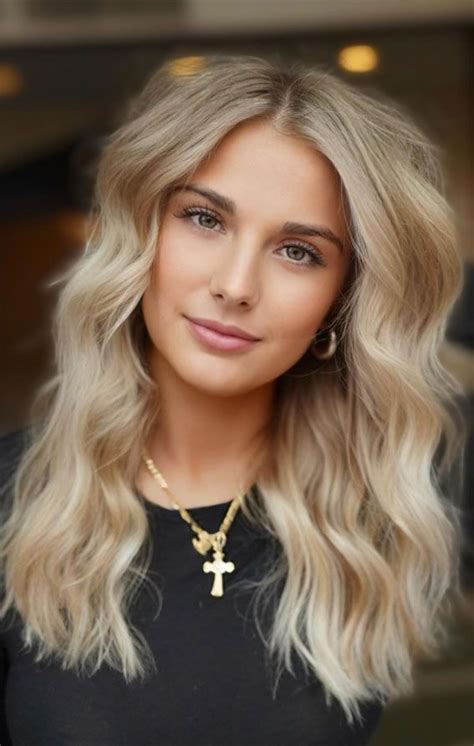 50+ Captivating Hairstyles for Short Wigs