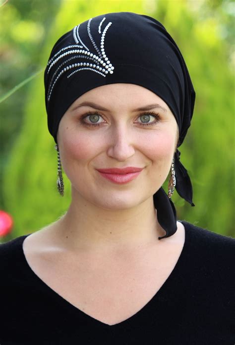 50+ Fabulous Head Scarves for Women with Cancer: Style & Comfort