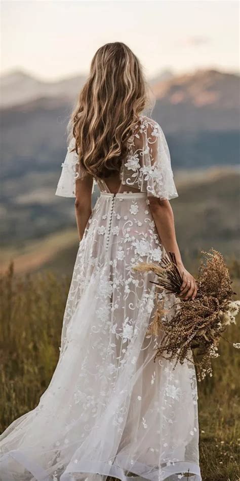 50+ Rustic Wedding Dresses That Ooze Enchanted Charm