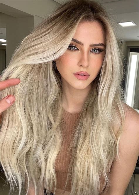 50+ Stunning Blonde Long Hairstyles That Will Make You Shine