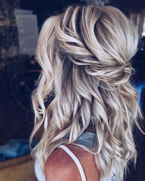 50+ Stunning Hairstyles for Long Thin Hair for a Wedding