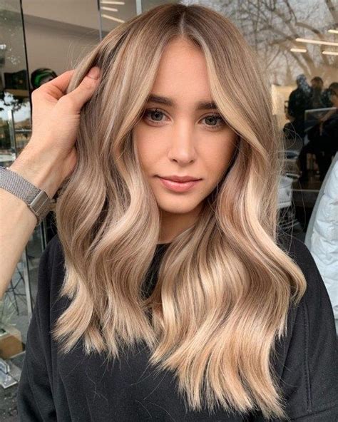 50 Astonishing Light Brown Blonde Hair Ideas for a Stunning Transformation