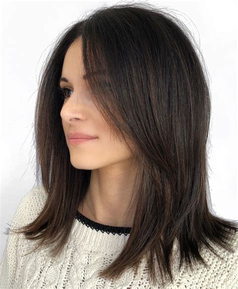 50 Chic and Easy Hairstyles for Mid-Length Hair