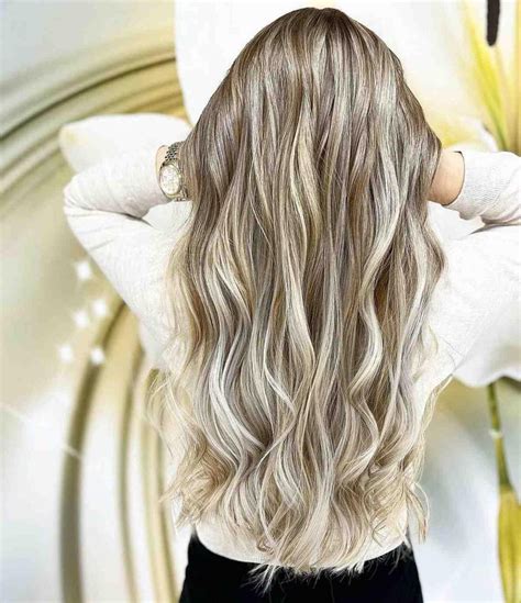 50 Stunning Light Blonde Hair Colors for the Ultimate Transformation