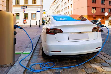 570 Miles/km: Unlocking New Possibilities in Electric Vehicle Travel