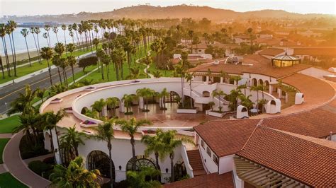 6 Breathtaking Beachfront Hotels in Santa Barbara