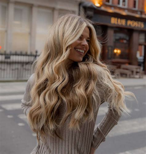 6 Tips for Achieving Stunning Blonde Hair Extensions