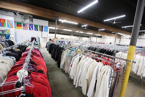 6 Unmissable Thrift Stores in North Jersey for Unmatched Treasures